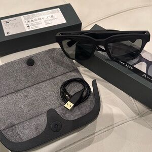 Bose frames alto sunglasses  new never worn
